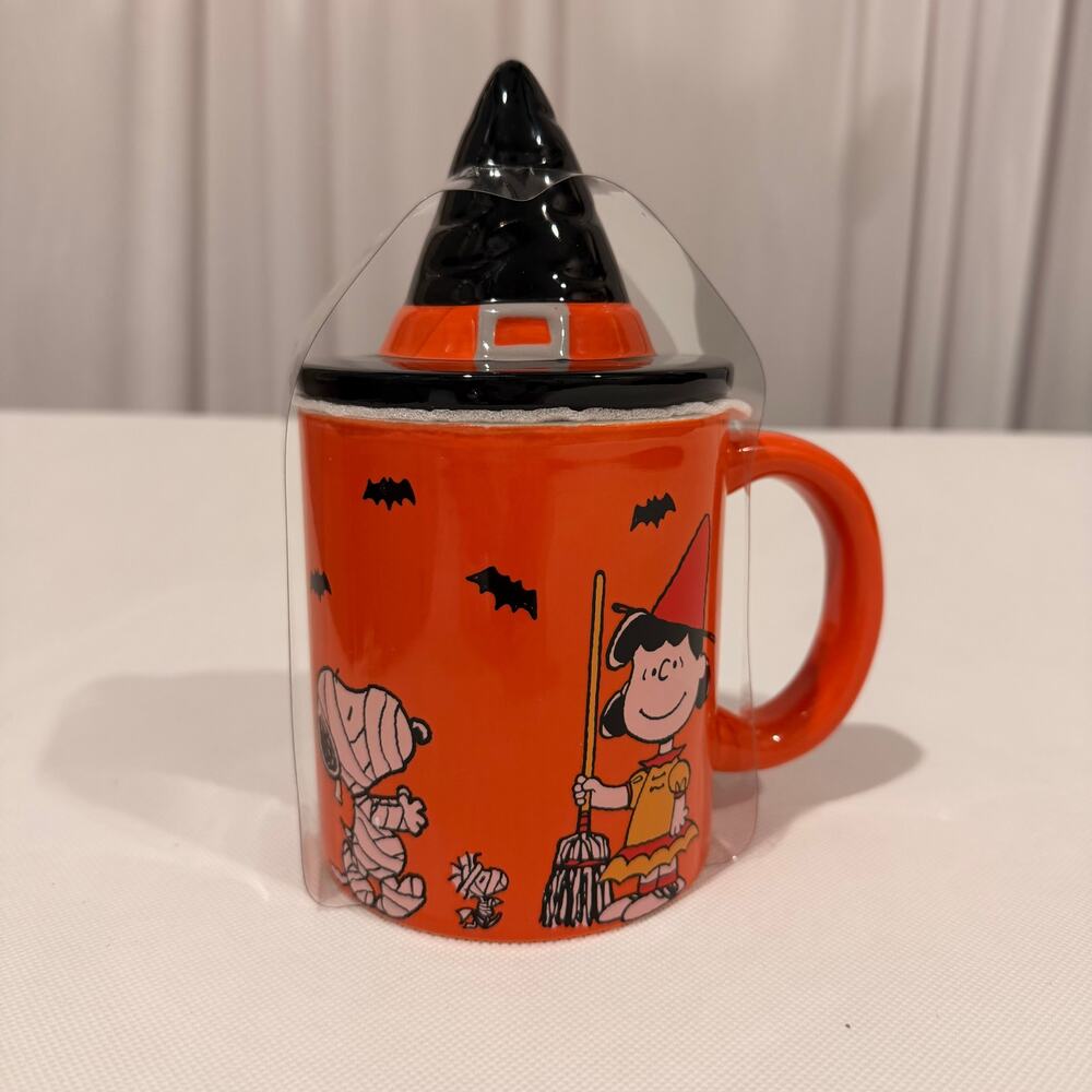 Peanuts Halloween Ceramic Mug with Witch Hat Topper Snoopy, Charlie Brown 18 oz
